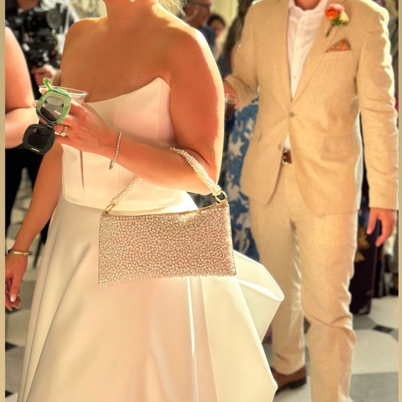 Cult Gaia Elegant Cream Pearl Beaded Women's Bag - Picture 4 of 5